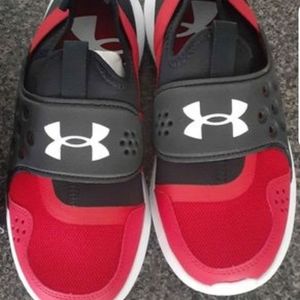 Boys Size 6 Under Armour Sneakers